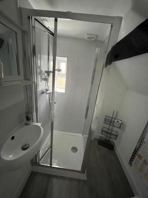 The White Hart Inn Twickenham Room photo